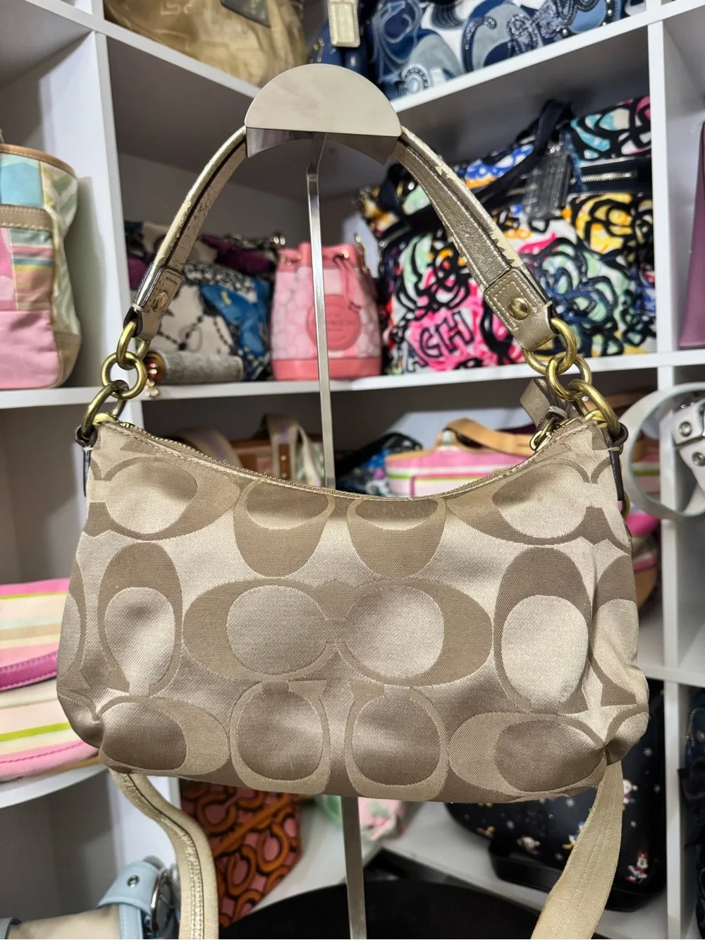 Coach Poppy ‘Pop C’ Shoulder Bag - Picture 7 of 11